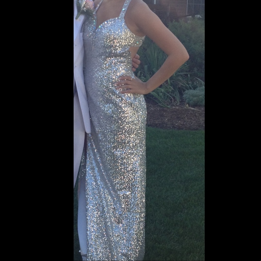 Silver sequined Tony Bowls Prom Dress